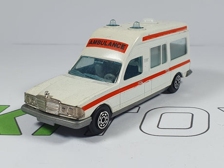 Mercedes Ambulance Norev 1/43 - RikiToys - Norev#