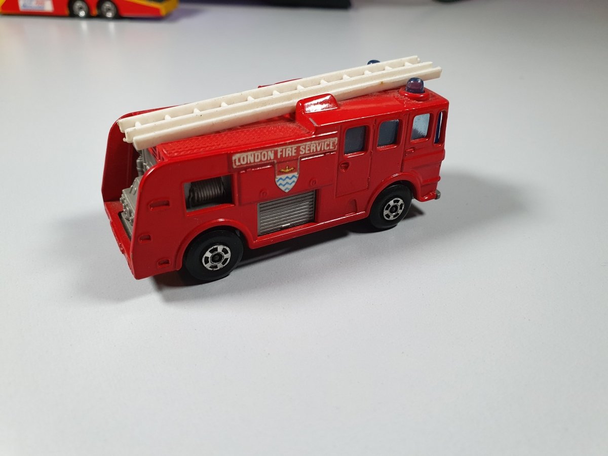 Merryweather Fire Engine Matchbox Lesney 1 66 Rikitoys RikiToys