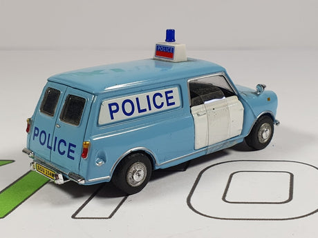 Mini Van Police Edicola 1/43 - RikiToys - Edicola#