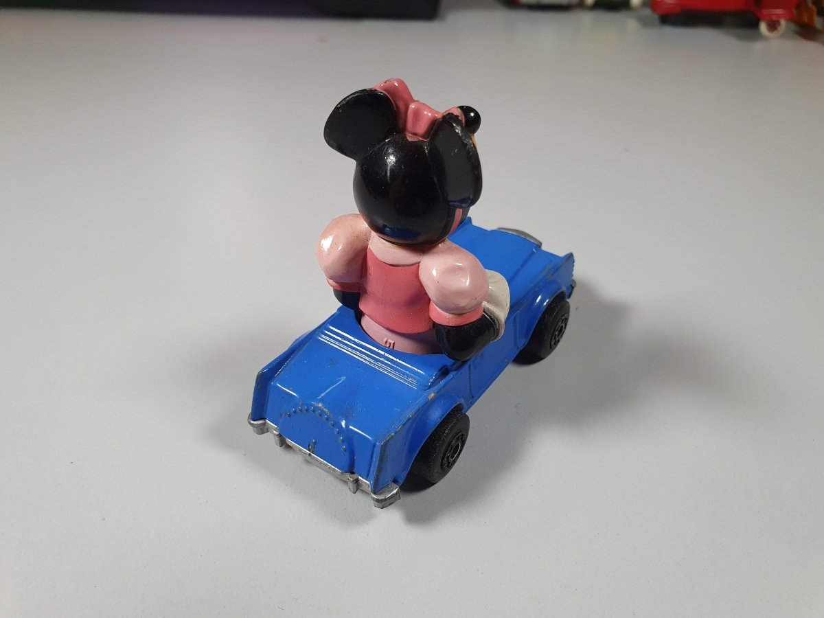 MINNIE'S Car Matchbox 1/50 - RikiToys - Matchbox#