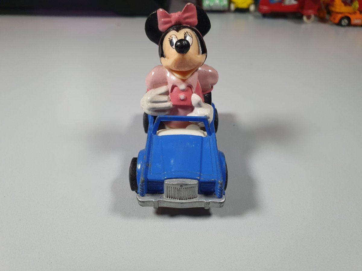 MINNIE'S Car Matchbox 1/50 - RikiToys - Matchbox#