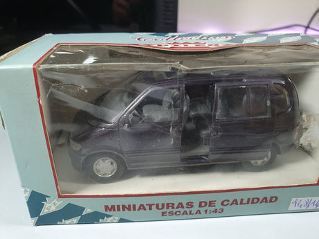 Nissan Serena AHC Pilen 1/43 Con Scatola - RikiToys - AHC Pilen#