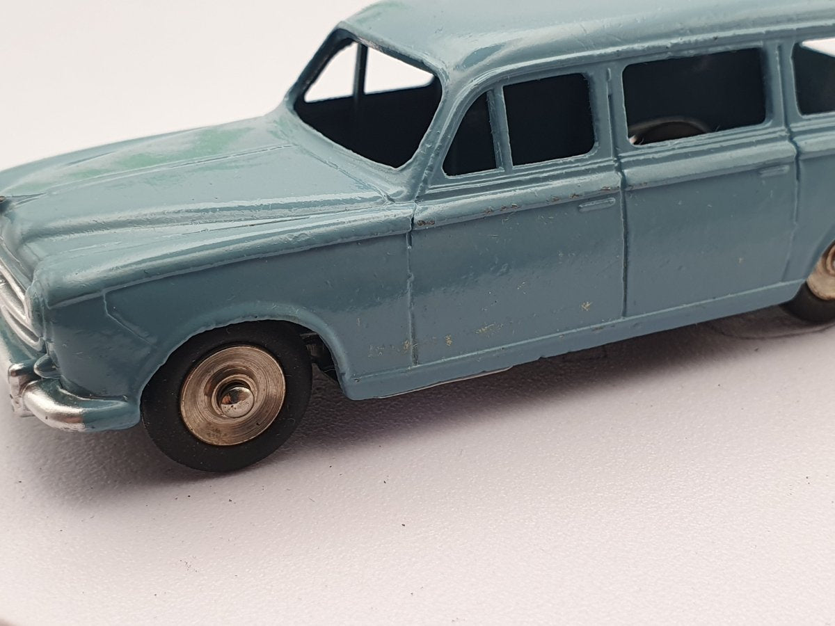 Peugeot 403 Break Dinky Toys 1/43 - RikiToys - Dinky Toys#