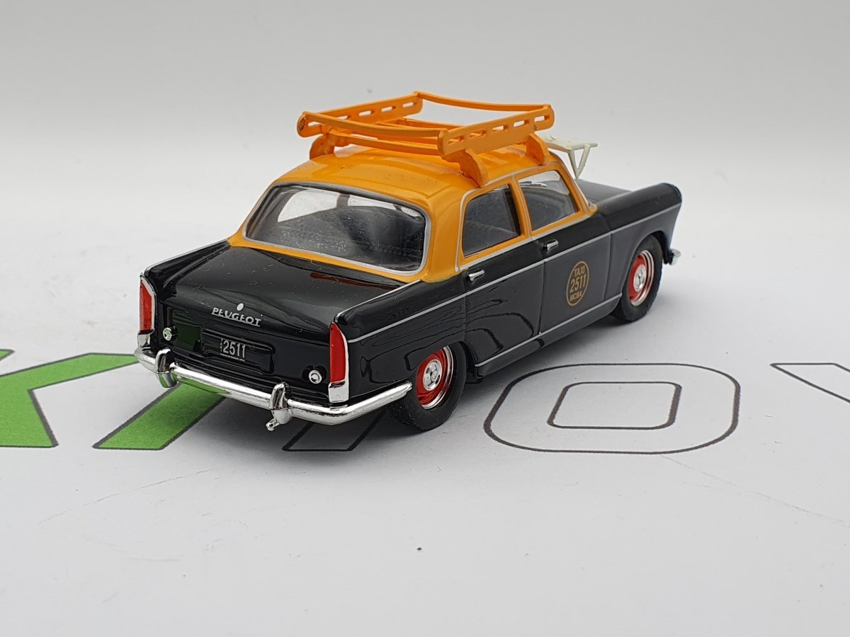 Peugeot 404 Taxi 2511 Edicola 1/43 - RikiToys - Edicola#