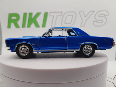 Pontiac GTO Welly 1/38 - RikiToys - Welly#