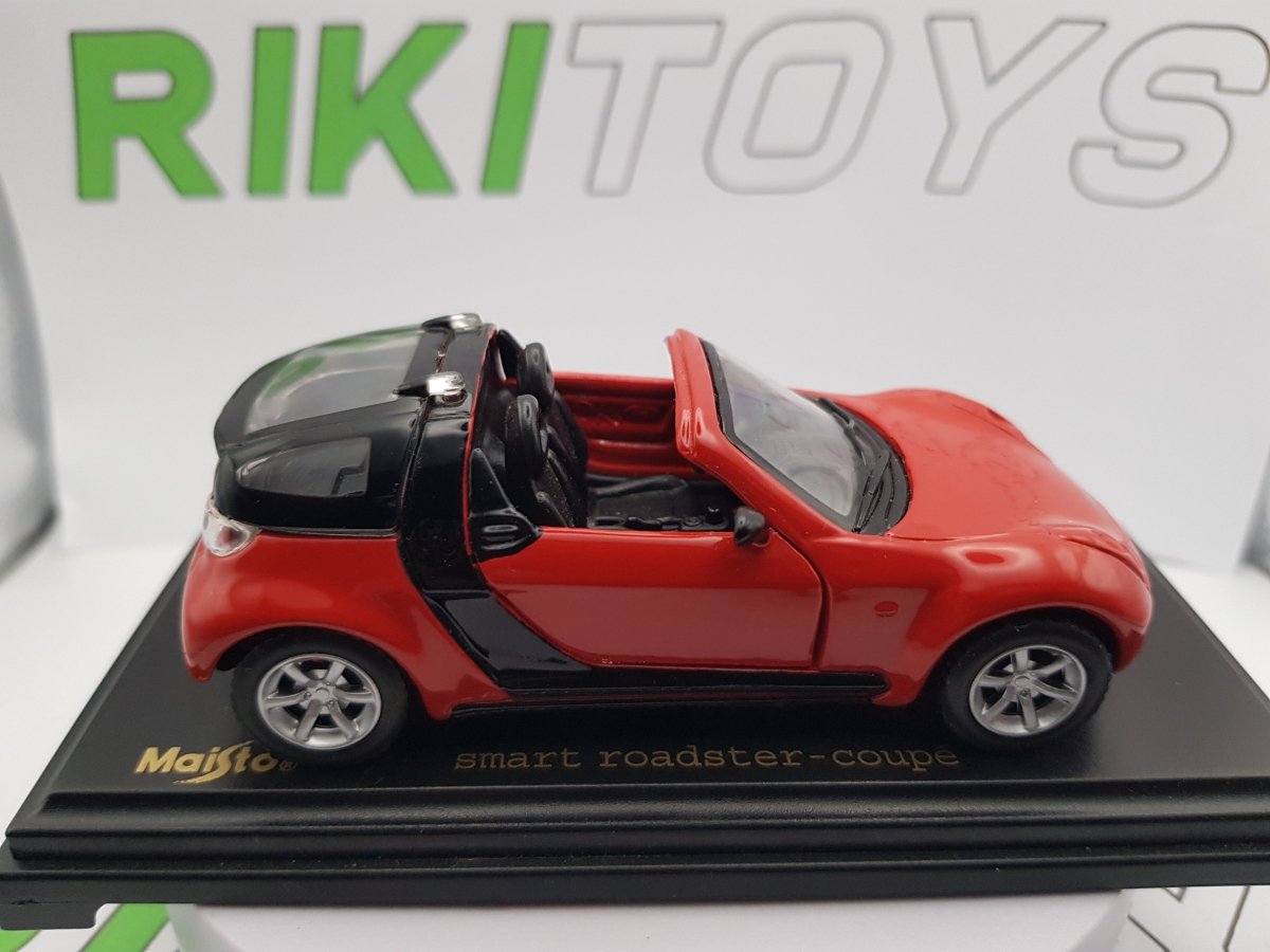 Smart Roadster Maisto 1/35 - RikiToys - Maisto#