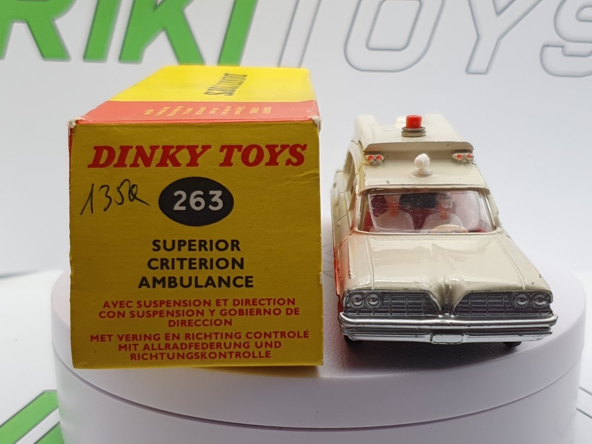 Superior Ambulance Dinky Toys 1/43 Con Scatola - RikiToys - Dinky Toys#