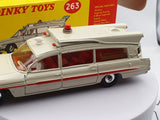 Superior Ambulance Dinky Toys 1/43 Con Scatola - RikiToys - Dinky Toys#