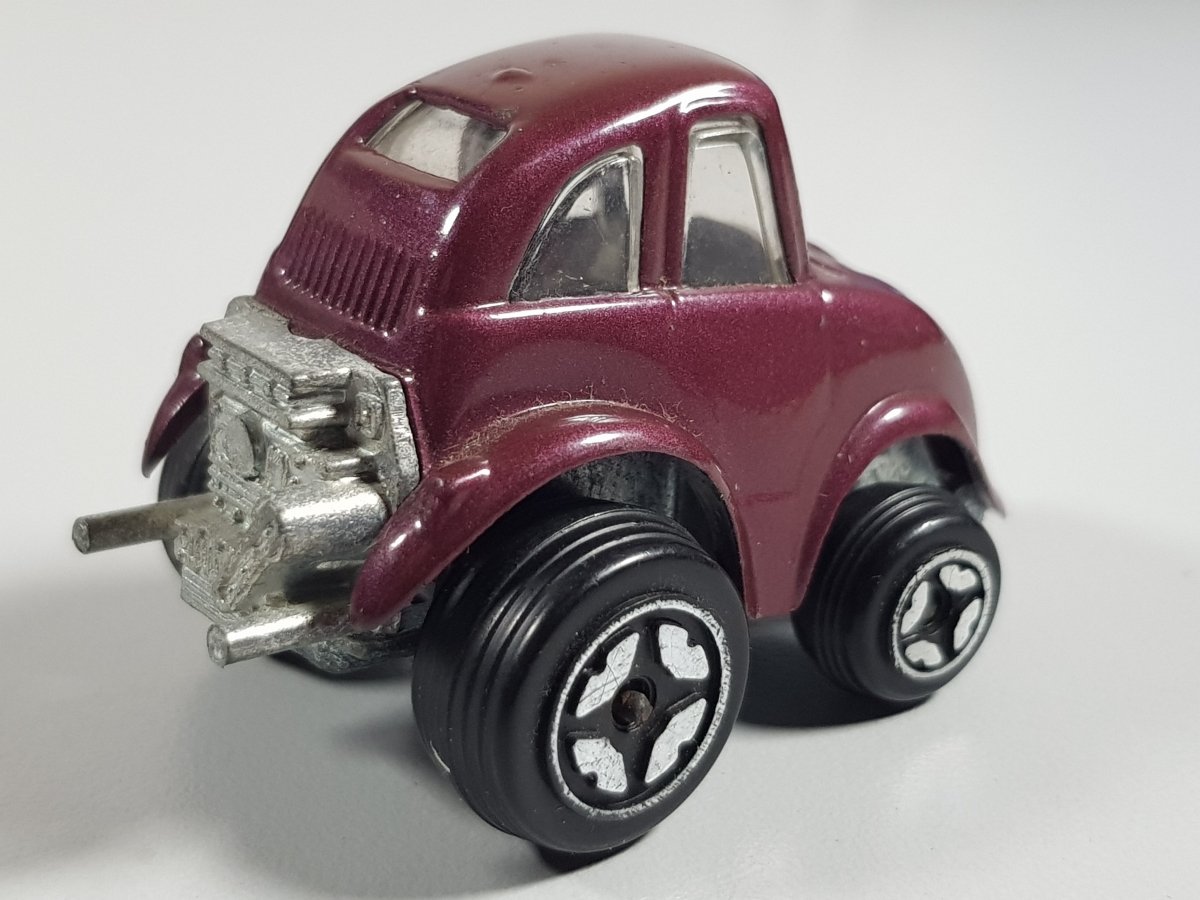 Volkswagen Maggiolino Caricatura Polistil rj 1/66 - RikiToys - Polistil rj#