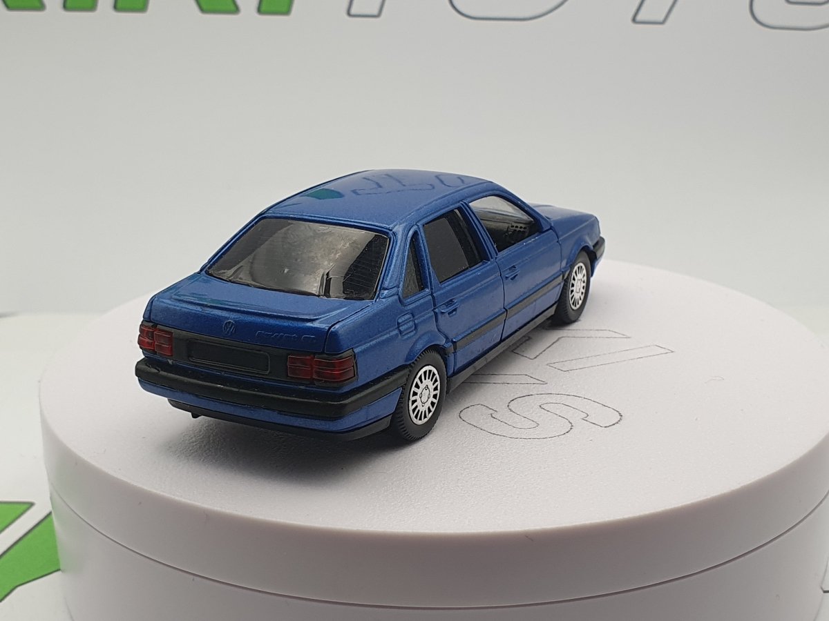 Volkswagen Passat B3 Berlina Shabak 1/43 - RikiToys - Shabak#