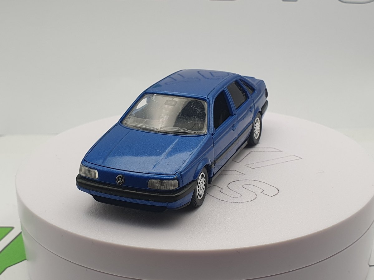 Volkswagen Passat B3 Berlina Shabak 1/43 - RikiToys - Shabak#