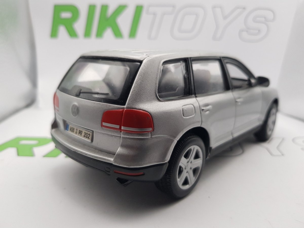 Volkswagen Touareg Maisto 1/24 - RikiToys - Maisto#