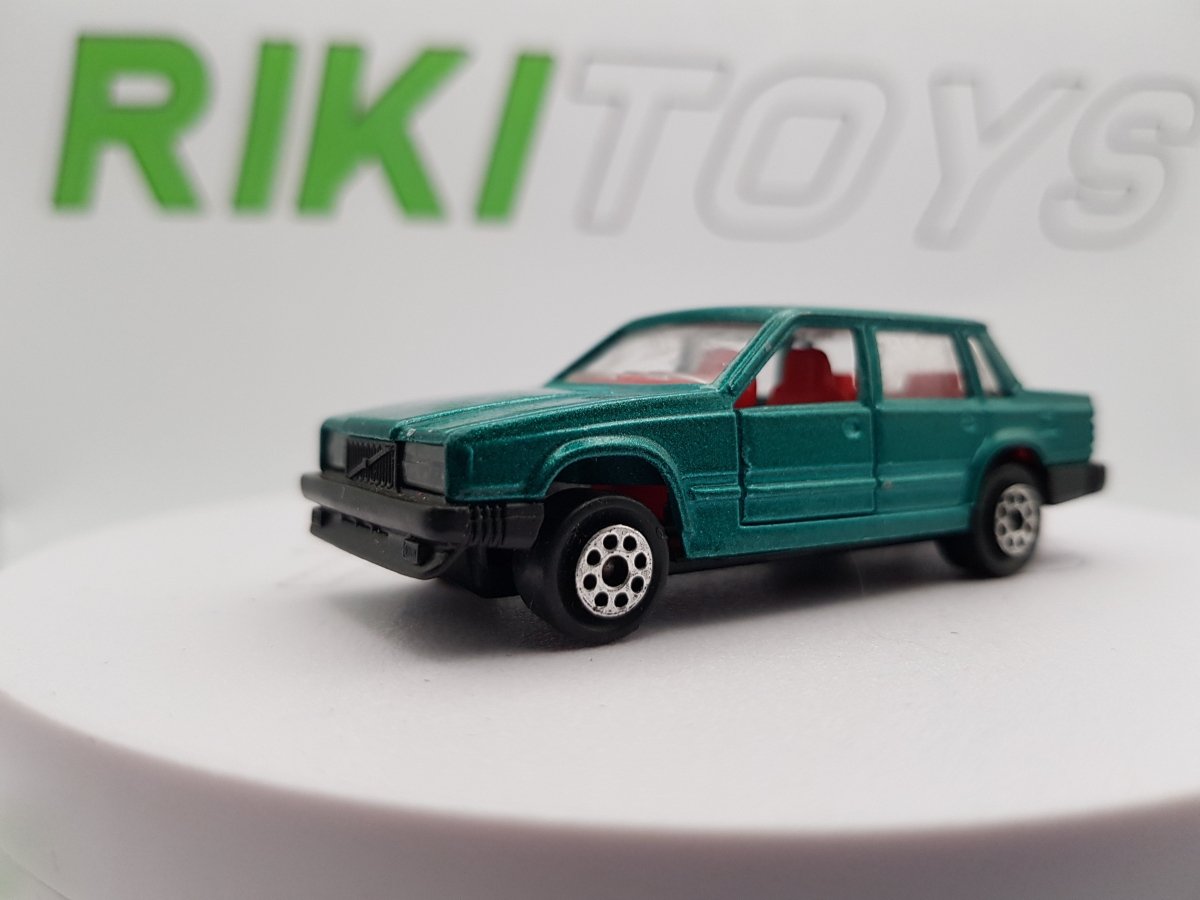 Volvo 760 GLE Majorette 1/64 - RikiToys - Majorette#